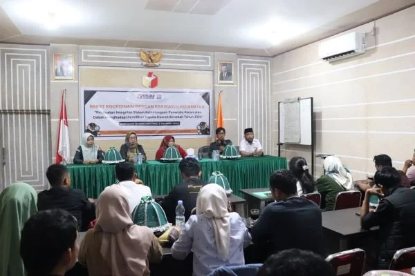 Penguatan Integritas Sistem Kelembagaan Panwaslu Kecamatan dalam Menghadapi Pemilihan Kepala Daerah Serentak Tahun 2024 (Dok : Ist).