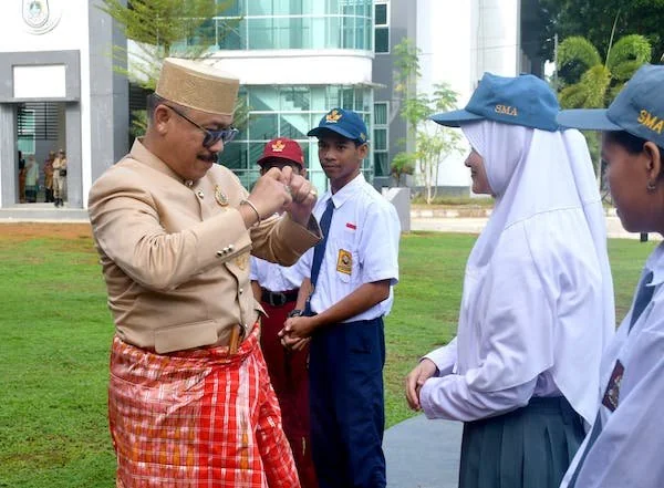 Upacara Peringatan Hari Pendidikan Nasional 2025 di Pemprov Sulbar (dok:Ist)