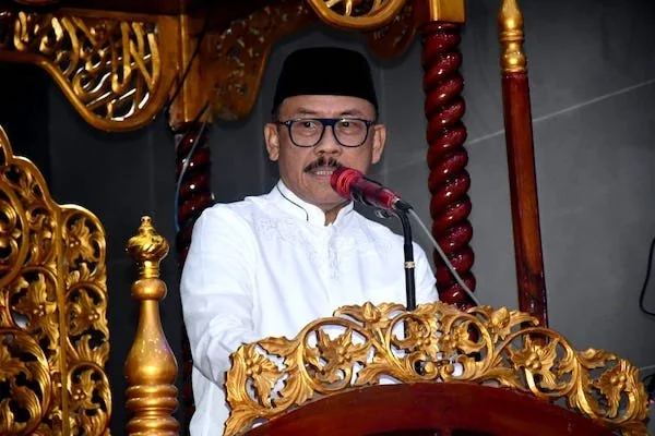 Gubernur Sulbar Suhardi Duka saat berada di Kabupaten Mamuju Tengah(dok:Ist)