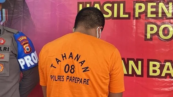 Pelaku kurir sabu yang ditangkap di kota Parepare (Dok: Atri KabarMakassar)