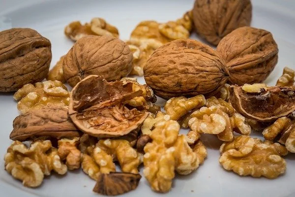Kacang kenari miliki beragam manfaat kesehatan jika rutin dikonsumsi (Dok: Int)