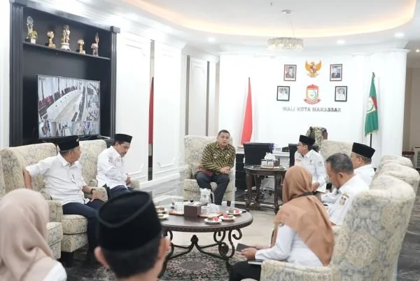 Wali Kota Makassar, Munafri Arifuddin saat audiensi dengan Baznas Makassar (Dok : ist).