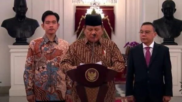 Presiden Prabowo Subianto saat mengumumkan nama-nama menteri dan wakil menteri di Istana Merdeka Jakarta (Dok : Ist).