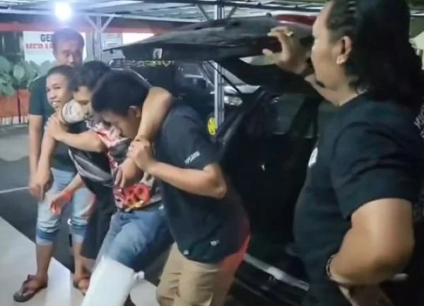Polisi Ringkus Pelaku saat Dalam Kamar Di Kolaka Timur. (Dok: Ist)