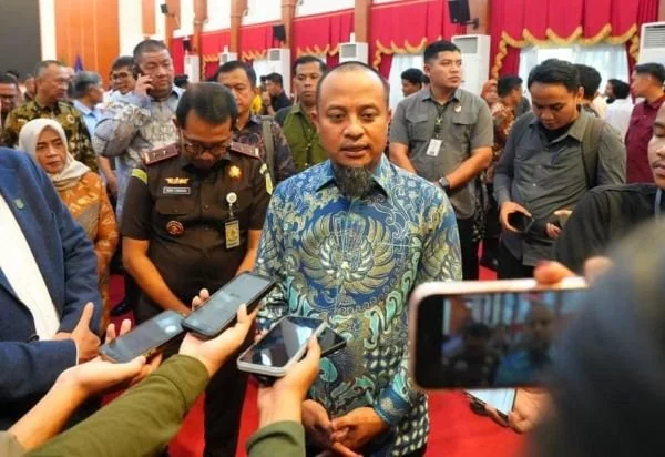 Gubernur Sulsel Andi Sudirman Sulaiman (dok. Syamsi/KabarMakassar)
