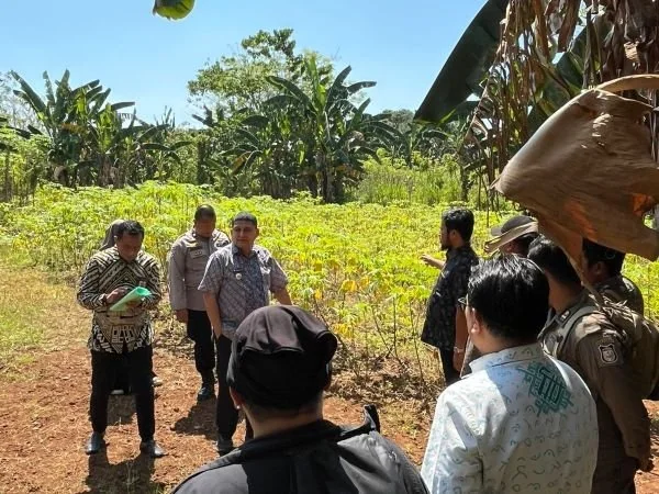 Wali Kota Makassar, Munafri Arifuddin saat Tinjau 20 Hektare Lahan Pemkot di Manggala, (Dok: Ist).