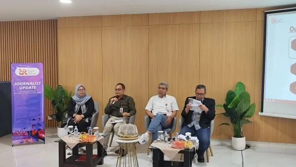 Jurnalis Update OJK Sulselbar yang digelar di kantor OJK Sulselbar, Jalan Sultan Hasanuddin (Dok : Hanifah KabarMakassar).