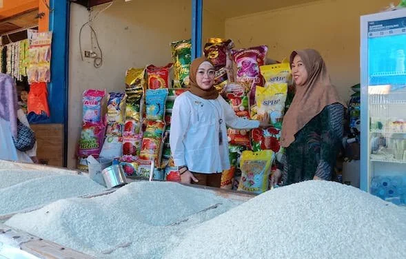 Kepala Bulog Makassar, Karmila Hasmin Marunta, (Dok: Sinta KabarMakassar).