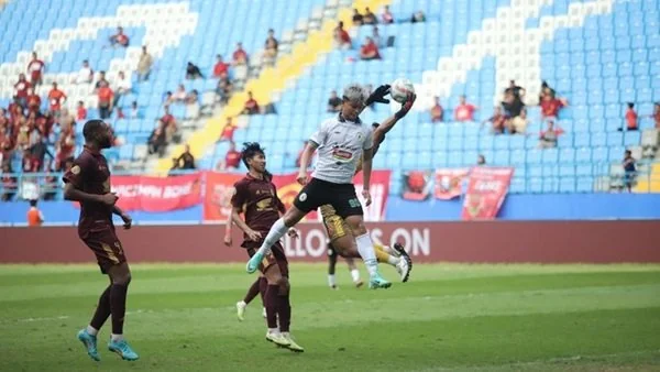 PSM Makassar vs PSS Sleman (Dok : Int).