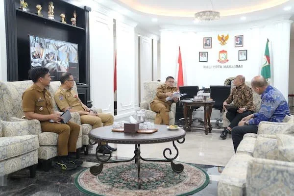 Audiensi Wali Kota Makassar Munafri Arifuddin dan Koperasi Industri Insinyur Indonesia, (Dok: Ist).