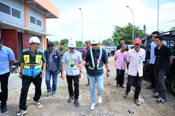 Direksi PDAM Makassar Tinjau Persiapan Pemasangan Pompa Air Baku Moncongloe. (Dok: Ist)