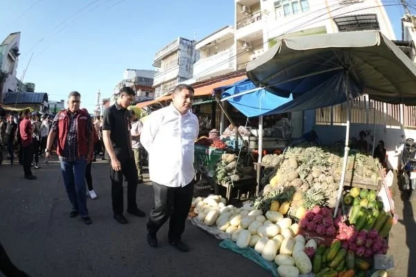 Pemantauan Harga Pangan di Pasar Terong Kota Makassar (Dok: Ist).