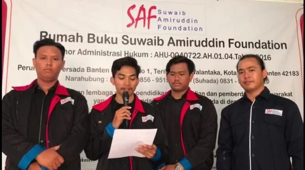 Suwaib Amiruddin Foundation (SAF) melakukan deklarasi Gerakan #SADARPILKADA 2024 di Rumah Buku Suwaib Amiruddin (Dok : Ist).
