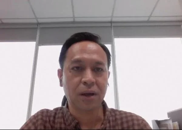 Head of Product and Corporate Strategy HMID, Wahyu Kusuma Danny, dalam acara Hyundai Online Media Deep Dive yang dilaksanakan secara online via Zoom Meeting (Dok : Hanifah KabarMakassar).