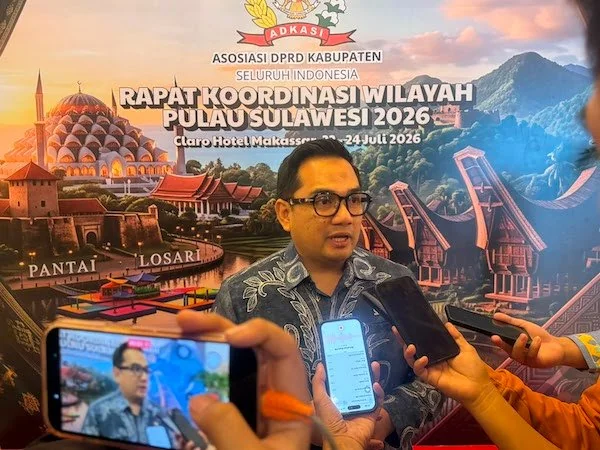 Ketua Komisi II DPR RI juga pengurus DPP NasDem, Muhammad Rifqinizamy Karsayuda (Dok: KabarMakassar).