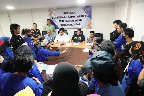 Suasana Anggota DPRD Kota Makassar saat Pedangang Kota Makassar, (Dok: KabarMakassar).