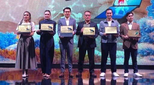 ASUS Resmi Memperkenalkan Zenbook DUO (UX8406) di Indonesia