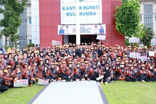 Kontingen Pekan Olahraga, Seni, dan Inovasi Pembelajaran (Porsenijar) PGRI Kabupaten Bulukumba. (Dok: Ist)