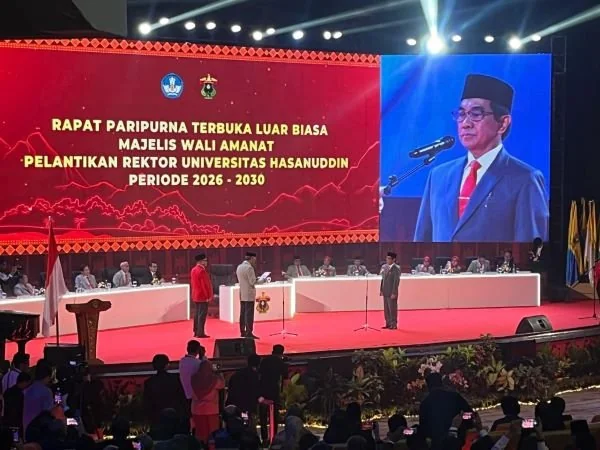 Pelantikan Rektor Universitas Hasanuddin (Dok: Nofi KabarMakassar)