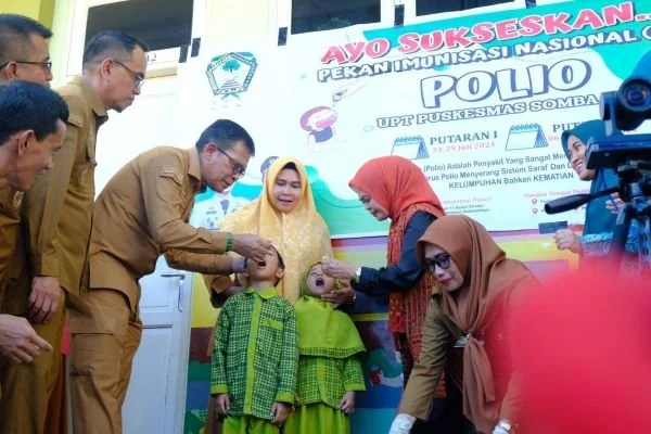 Pemkab Gowa melalui Dinas Kesehatan Kabupaten Gowa melaksanakan Pencanangan Pekan Imunisasi Nasional (PIN) Polio Tahun 2024 (Dok : Ist).