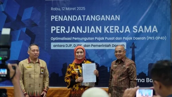 Penandatanganan Kerja Sama DJP Sulselbaltra dan 19 Pemda twrkait Optimalisasi Pajak (Dok : Ist).