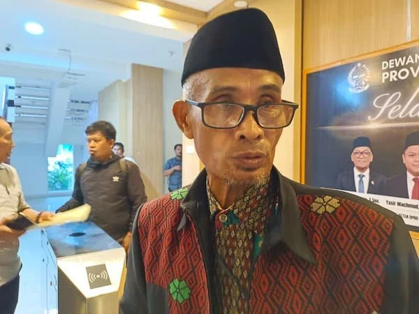 Tokoh Masyarakat Adat Desa Rampoang, Amir, (Dok: Sinta KabarMakassar).
