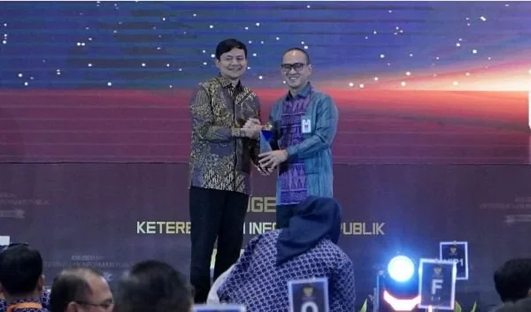 Kemenkum Raih Penghargaan Badan Publik Informatif. (Dok: Ist)