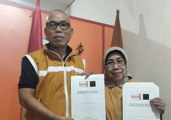 Dua Plt DPC yang Ditunjuk DPD Hanura, (Dok: Ist).