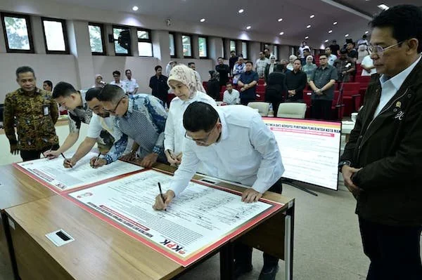 Penandatanganan Pakta Integritas Antikorupsi (Dok: Ist).