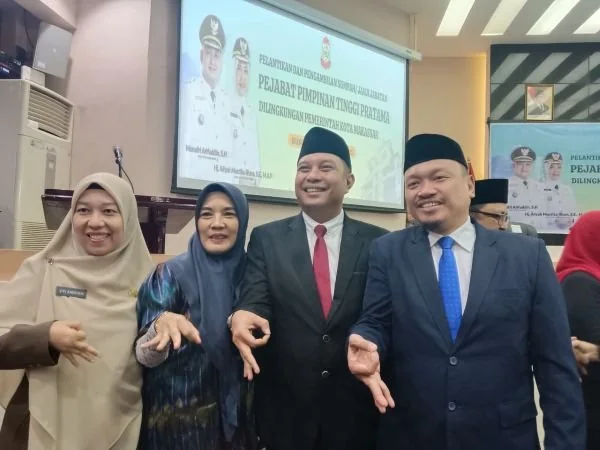 Sekretaris DPRD (Sekwan) Kota Makassar definitif Andi Rahmat Mappatoba saat Pelantikan, (Dok: Sinta KabarMakassar).