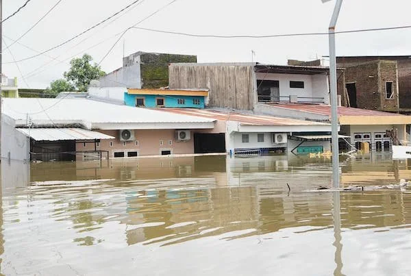 Banjir merendam rumah-rumah yang ada di Antang  (Dok: Ist)