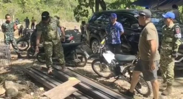 Dandim Gowa Tinjau Jembatan Garuda Manuju. (Dok: Ist)