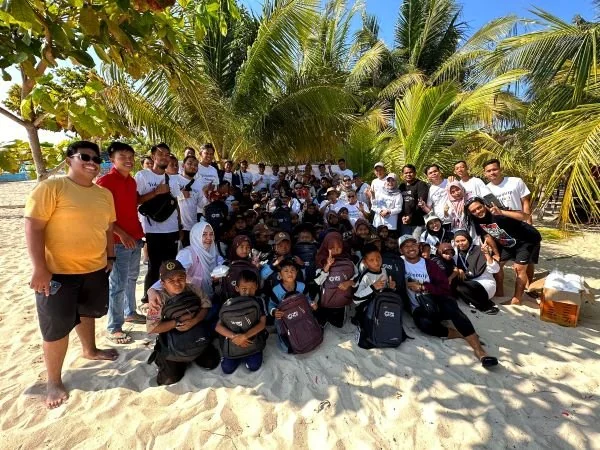Voluntrip Muzakki YBM PLN UID Sulselrabar, Tebar Manfaat bagi Pendidikan dan Kesehatan di Bulukumba (Dok : Ist).