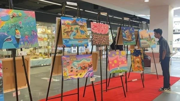 Pameran lukisan The Artland hadir di Mal Ratu Indah Makassar (Dok: Ist)