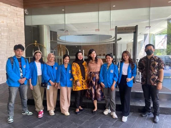 Mahasiswa Universitas Fajar Berkolaborasi dengan Aston Makassar Hotel (Dok : ist).