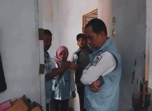 Tangkapan Layar Proses Evakuasi dan Identifikasi Arsip, (Dok: Ist).