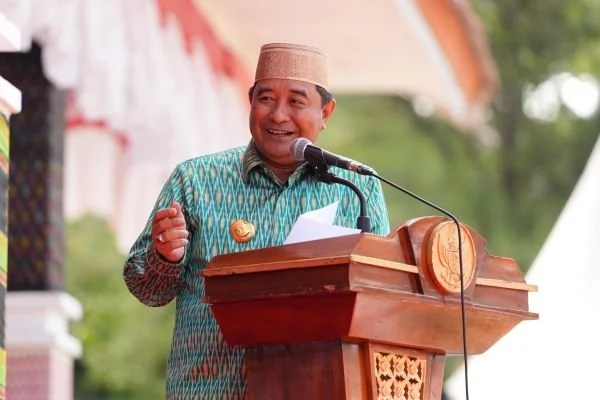 Pj Gubernur Sulsel, Bahtiar Baharuddin di Lapangan Merdeka, Senin, (22/4).