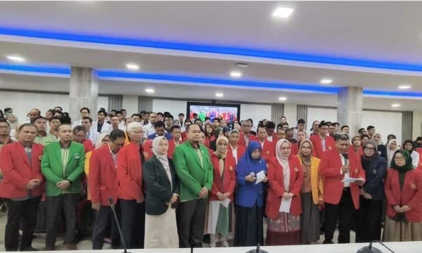 Aksi Mosi Tidak Percaya terhadap kebijakan Menkes terkait kesehatan nasional (Dok : Ist).