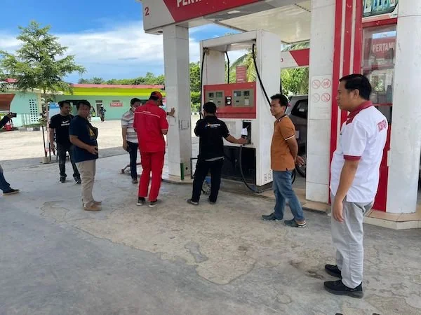 Kondisi SPBU Allu Bangkala saat beroperasi (foto:ullah)