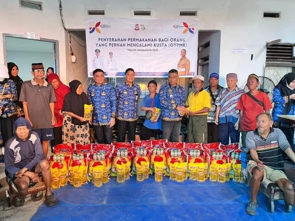 Penyerahan Bantuan Natura untuk 550 Warga Penyintas Kusta (Dok: Ist).