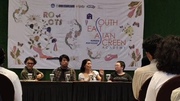 Hannah Al Rasyid dalam Master Class Southeast Asian Film Now, di MaxOne Hotel, Makassar, Rabu (22/5).