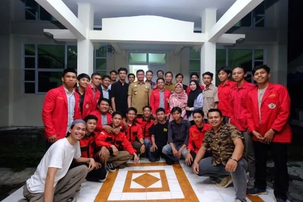 Halalbihalal dan syukuran HIPMA Gowa di Asrama HIPMA Gowa, Jalan Racing Centre Makassar, Senin (29/4).