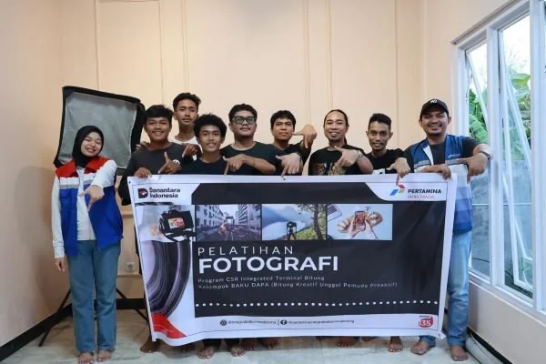 Pelatihan Fotografi bagi kelompok binaan BAKU DAPA (Bitung Kreatif, Unggul, Pemuda Proaktif). Dok. Ist