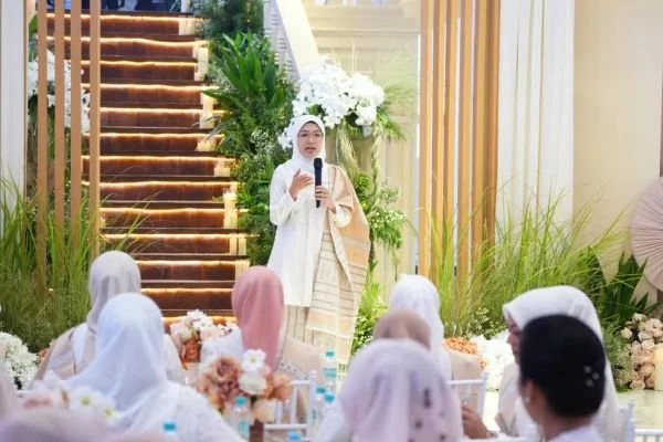 Ketua TP PKK Kota Makassar, Melinda Aksa saat menjadi pembicara dalam rangkaian Rakernas XVIII APEKSI Tahun 2026, (Dok: Ist).