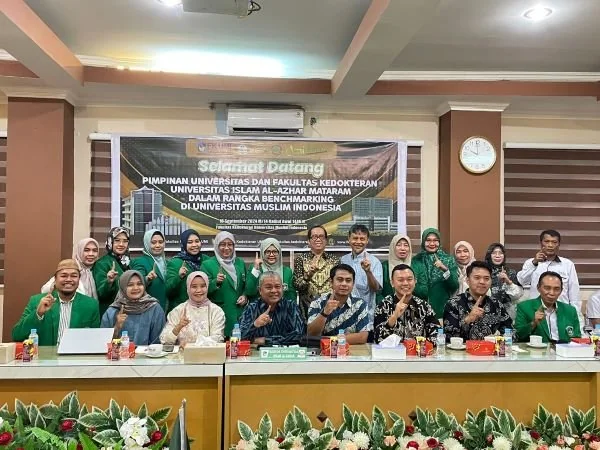 Rektor dan pimpinan Fakultas Kedokteran Universitas Islam Al-Azhar Mataram melakukan kunjungan studi banding ke FK UMI (Dok : Andini KabarMakassar).