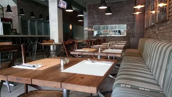 Cefe Bistropolis Jl. Sultan Hasanuddin No. 18, Makassar (Foto : INT).