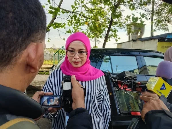 Kepala Bulog Cabang Makassar, Karmila Hasmin Marunta (Dok: Sinta KabarMakassar).