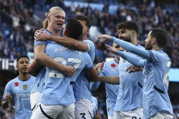 Manchester City (Dok : Int).