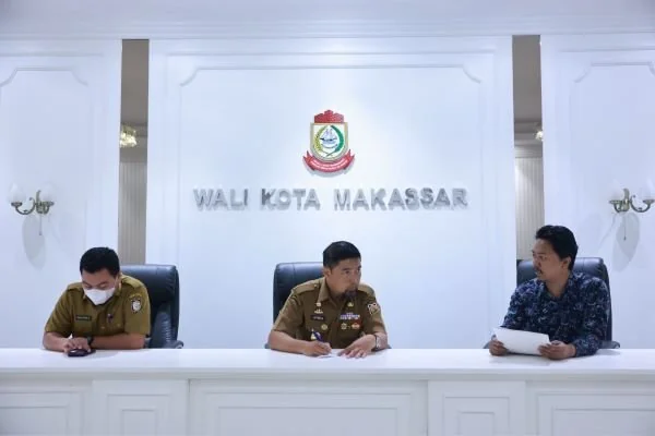 Pjs Wali Kota Makassar, Andi Arwin Azis saat audiensi dengan LBH di Balaikota (Dok : Ist).