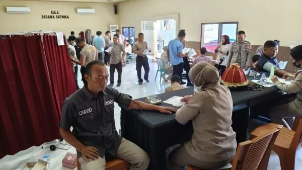 Kepolisian Resor Sinjai
melaksanakan kegiatan Pemeriksaan Kesehatan (Rikkes) Berkala. (Dok: Ist)